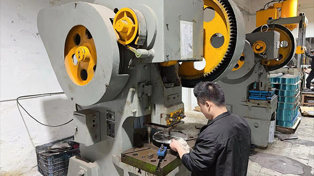 Damai produces high quality tools for your brand